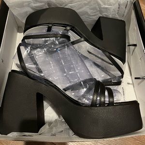 Windsor Smith Royalty Black Leather Sandal